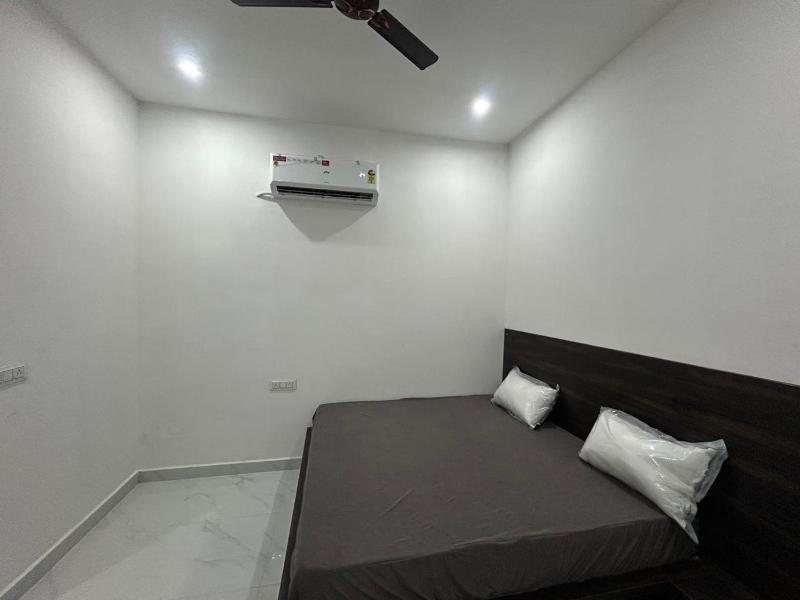 Ishu Residency and Yatri niwas - image 2