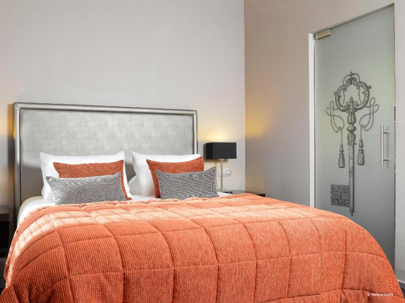 Standard Double Room image 3