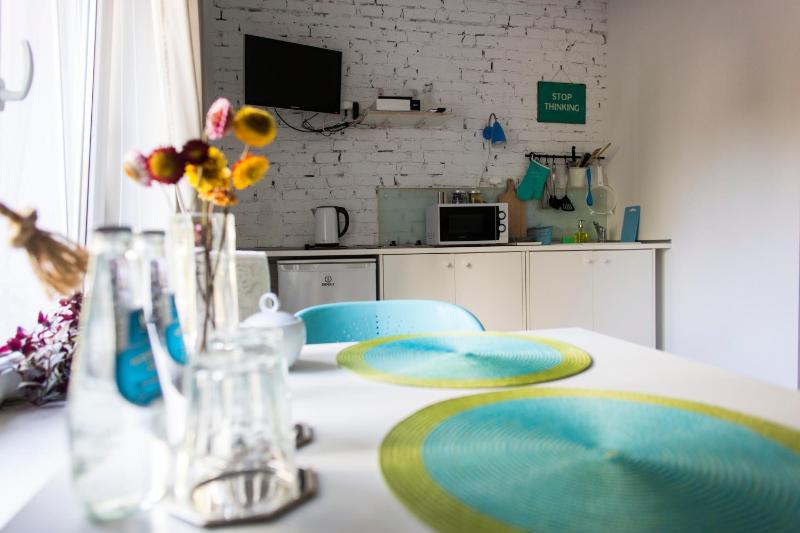 Studio Apartment with Private Bathroom - Ground Floor image 3