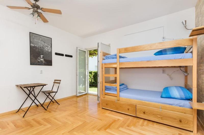 Hostel Oktarin - image 6
