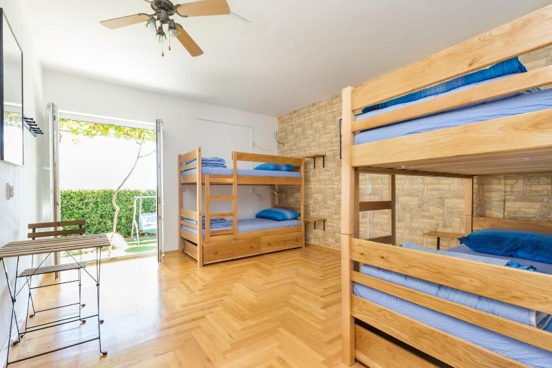 Hostel Oktarin - image 11