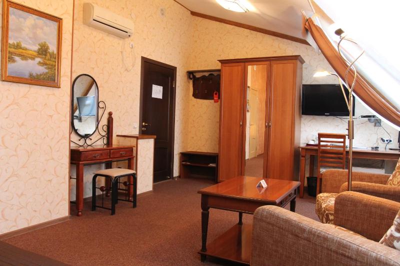 Large Double Room image 2