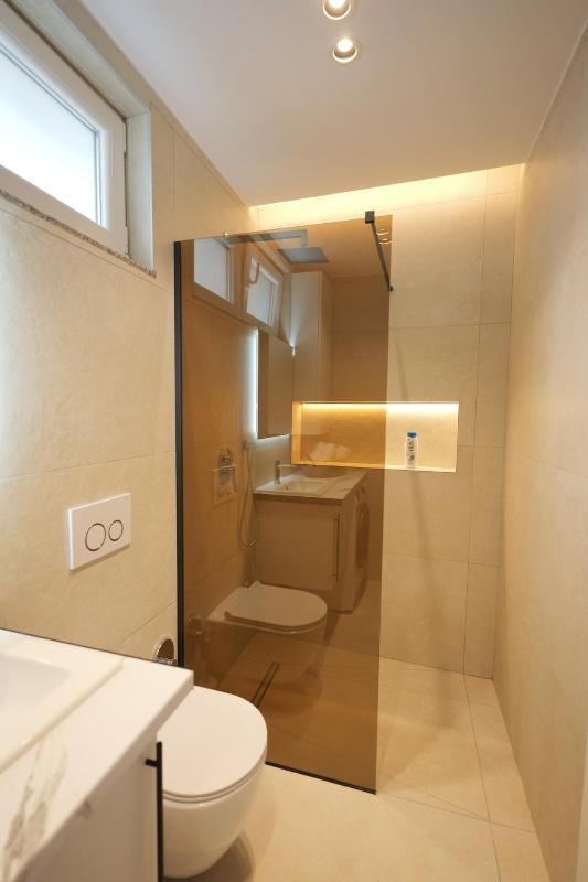 Dionis Garden Suite - image 11