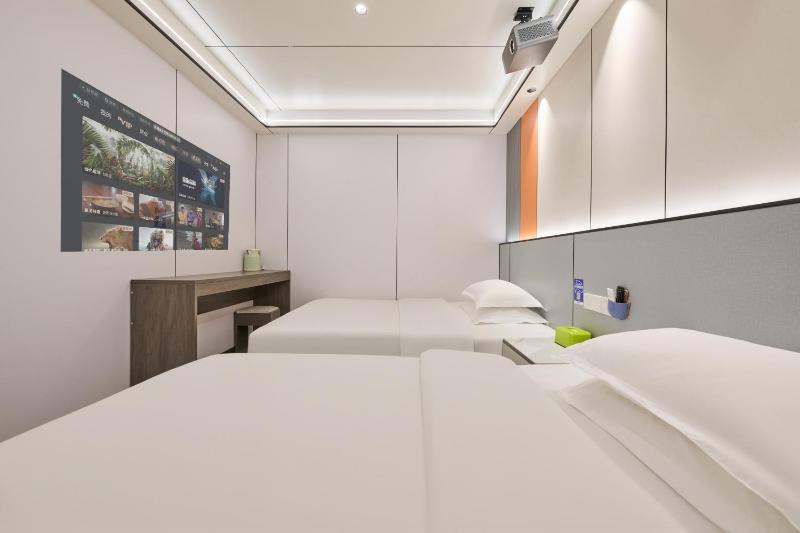 Four Seasons Clouds Xiamen North Railway Station Store - image 32