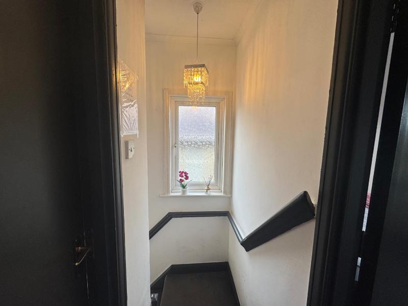 Southampton - House - Sleeps 6 - Near Airport - image 6