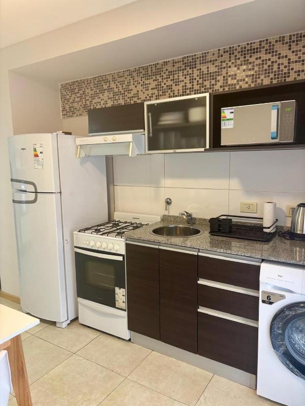 Departamento moderno en zona estratégica cerca de todo - image 6