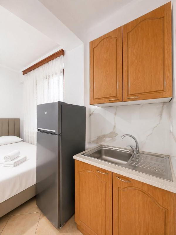 Guest House Ajdini-Ksamil - image 9