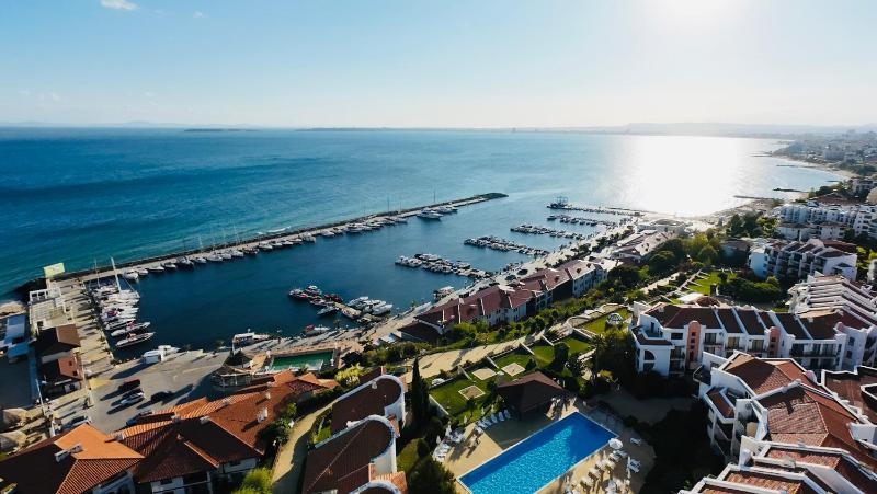 Villa Aqua 14 Apartment Sea View - image 10