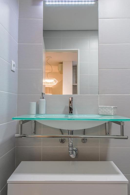 Studio Apartment image 2
