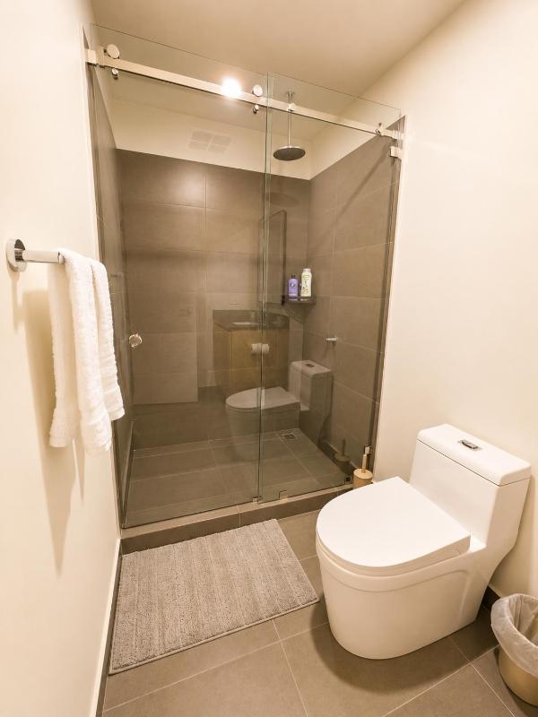 Stylish Apartment in San José Rohrmoser Pool & City Views - image 12