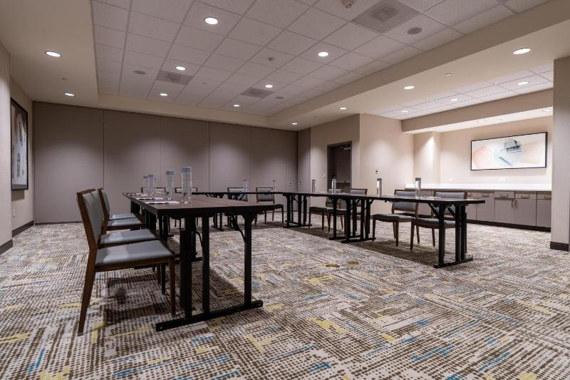 Hampton Inn by Hilton Tucson Downtown - image 40