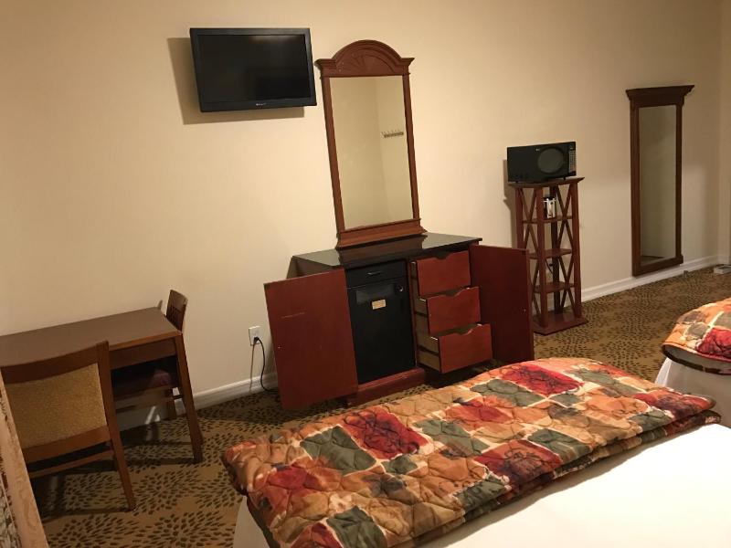 Standard Double Room image 4