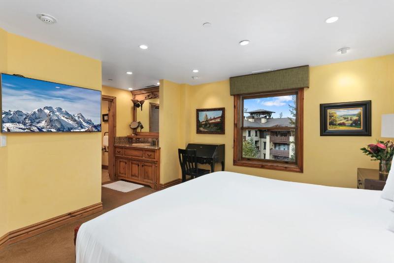Royal Plaza at Deer Valley - One Bedroom Condo with Hot Tub #305 condo - image 5