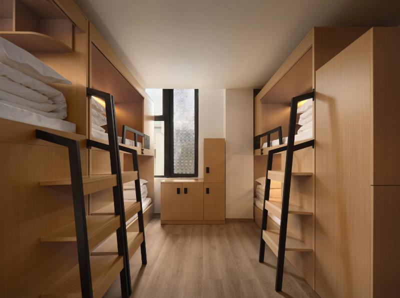 Cut wood youth hostel - image 4