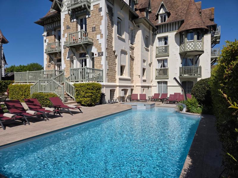Villa Augeval Hotel de charme & Spa - image 1