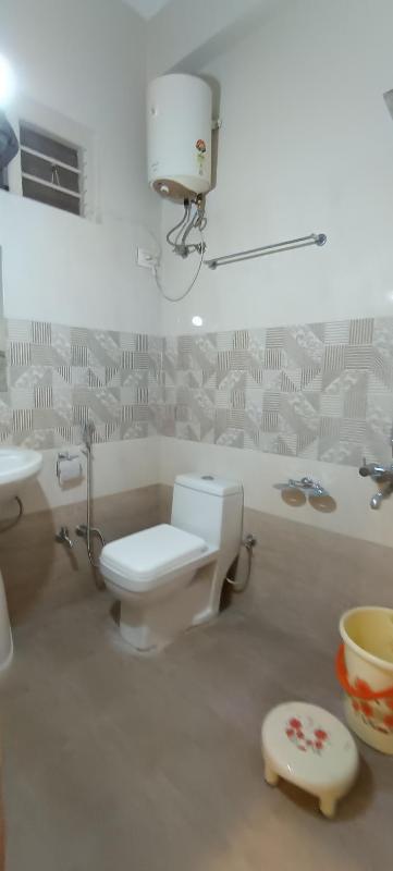 Exquisitely equipped 2BHK Flat for a relaxing stay - image 14
