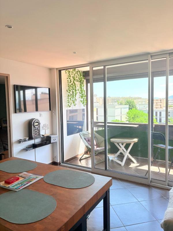 St Cyprien Charmant appartement ensoleille - image 16