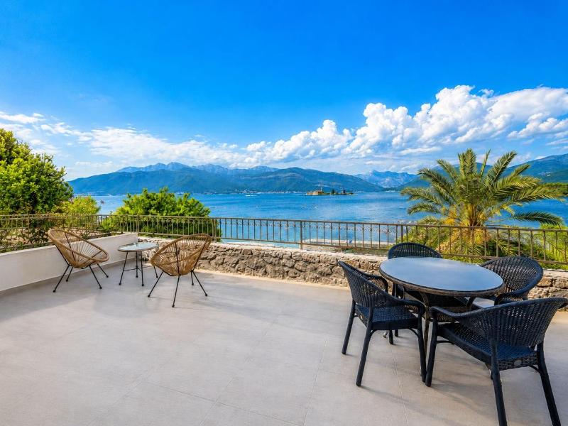 Seafront Luxury Apartments Dragutin - image 15