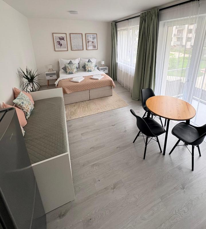 Modern Brno Apartment near City Centre - image 19