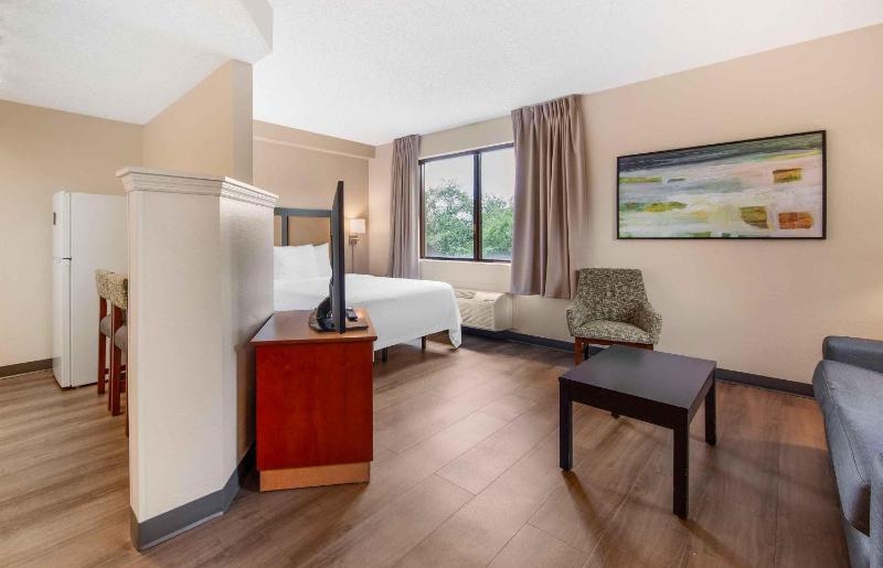 Extended Stay America Suites - Fort Lauderdale - Cypress Creek - NW 6th Way - image 5