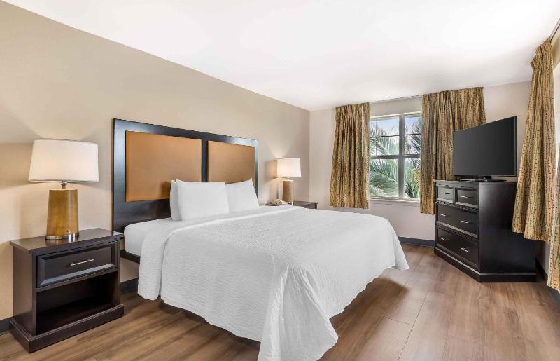 Extended Stay America Suites - Fort Lauderdale - Cypress Creek - NW 6th Way - image 27