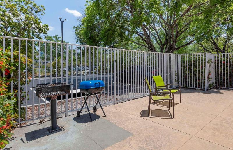Extended Stay America Suites - Fort Lauderdale - Cypress Creek - NW 6th Way - image 34
