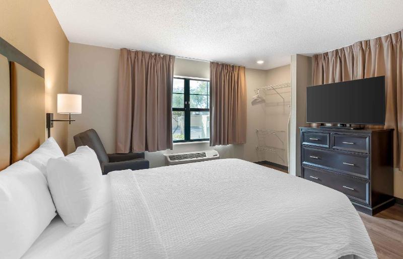 Extended Stay America Suites - Tampa - Airport - Spruce Street - image 8