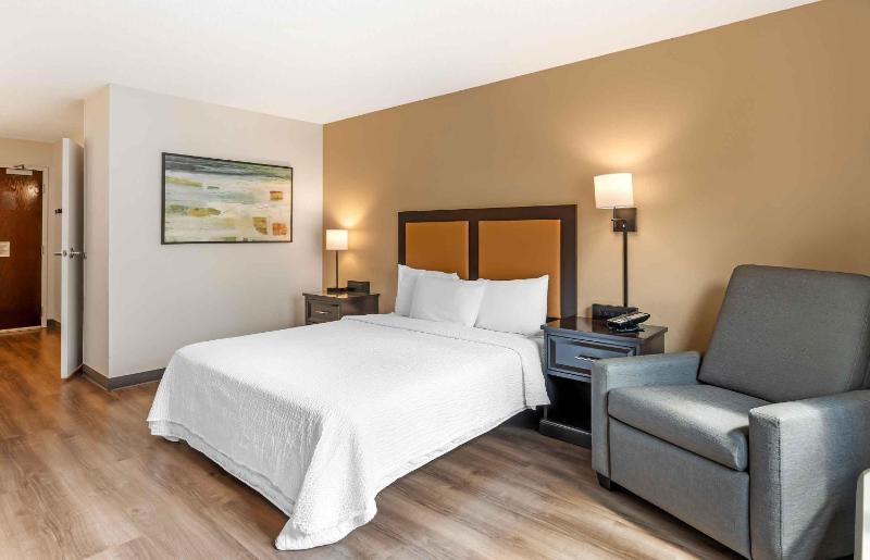 Extended Stay America Suites - Tampa - Airport - Spruce Street - image 13