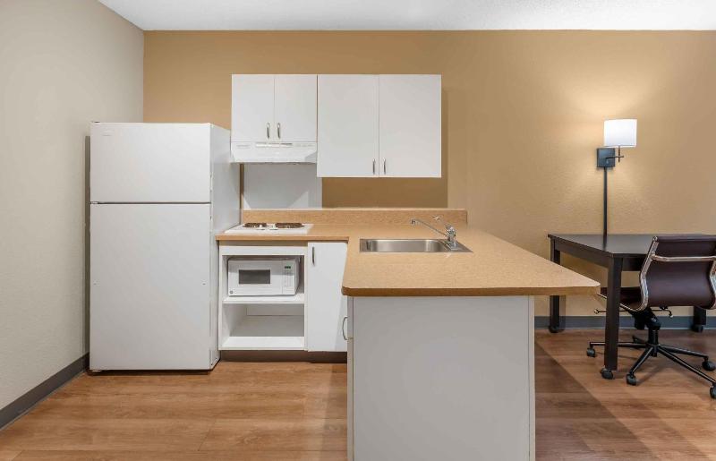 Extended Stay America Suites - Tampa - Airport - Spruce Street - image 28