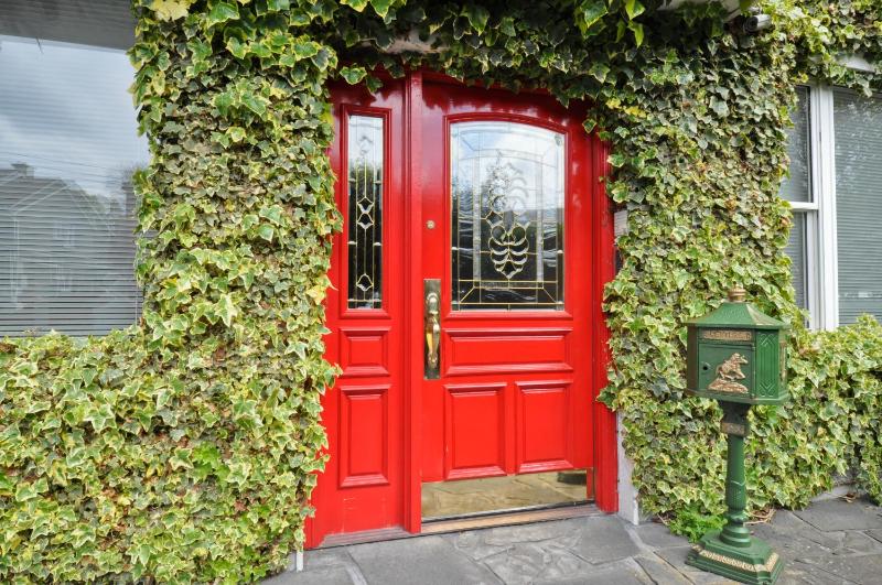 Ash Grove House - image 1