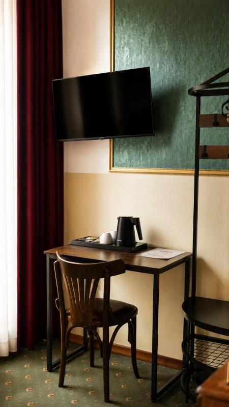 Hotel Viki - image 14