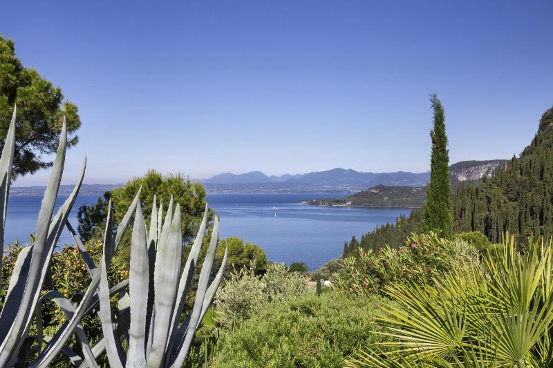 Apartment Agave with Lake View - image 29