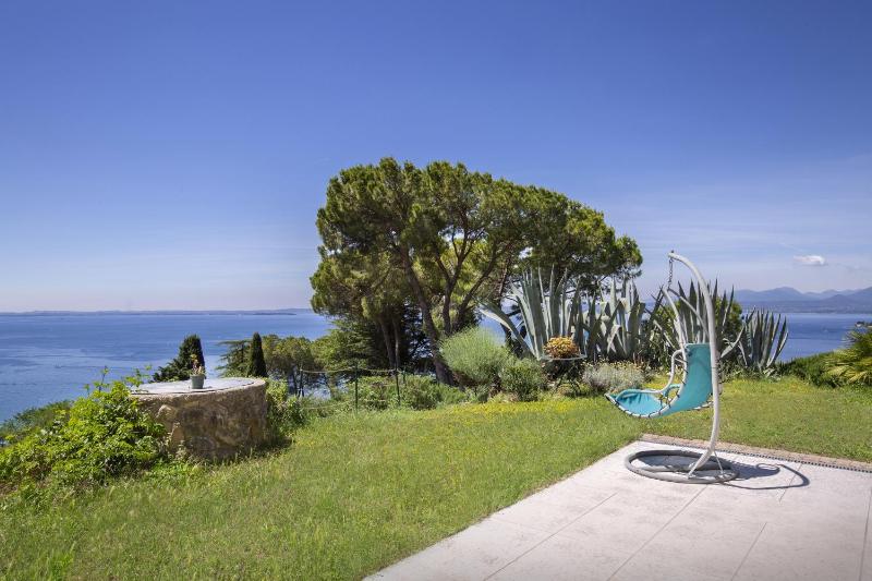 Apartment Agave with Lake View - image 32