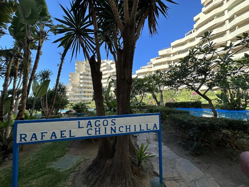 Benalbeach Terraza XXL junto al Mar - image 4