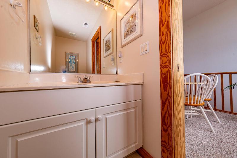 Rookery - Corolla Whalehead 395 Yds to Beach Ocean View Pool Hot Tub Pets OK Flex Stays - image 2