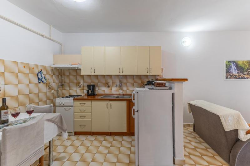 Apartment Puh - image 14