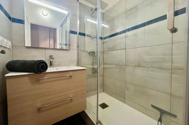 Charming 3 rooms of 50 m2 located in Hyères - image 17