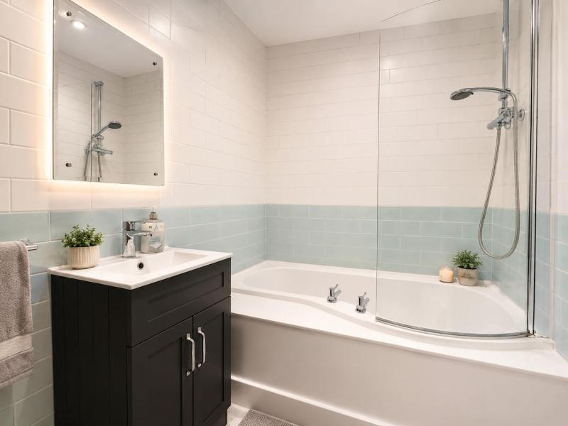 Superb Apartment In The Core Of Brighton - image 9