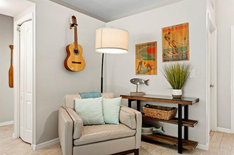 Surf Chic - Lux Salt Pool & Spa King Beds! - image 22