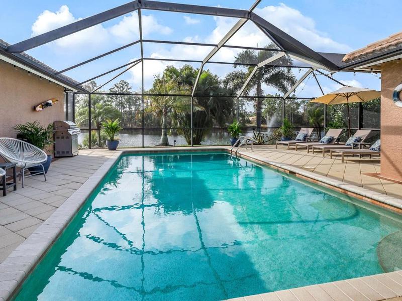 Tivoli Serenity-Salt Pool Water View & King Beds! - image 33