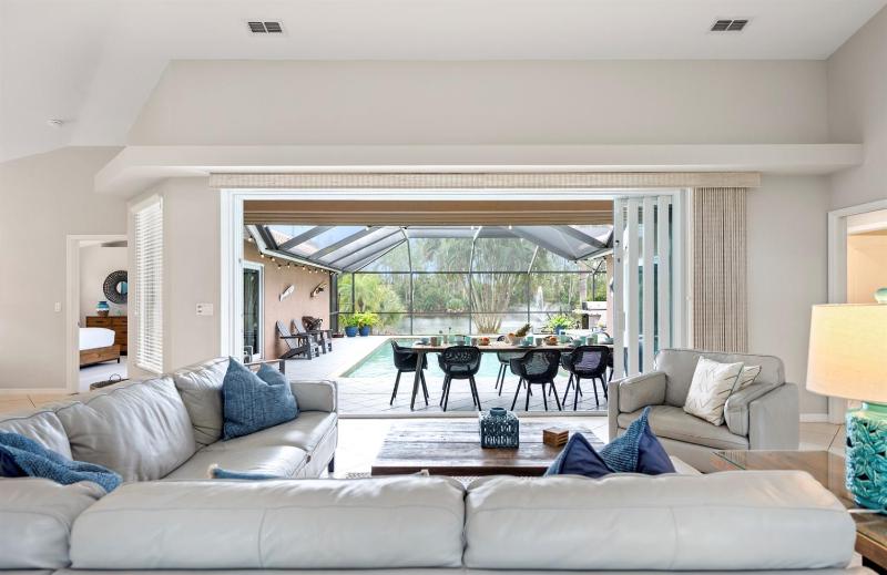 Tivoli Serenity-Salt Pool Water View & King Beds! - image 49
