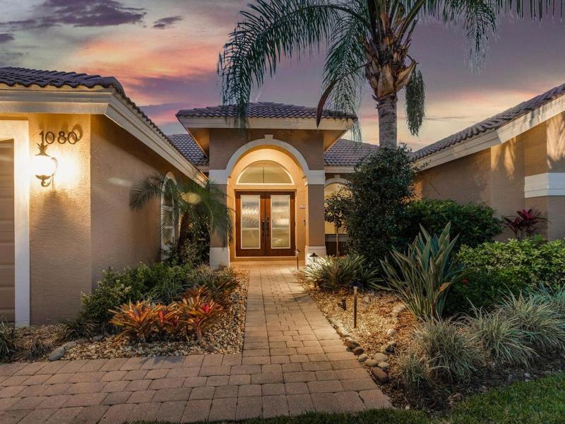 Tivoli Serenity-Salt Pool Water View & King Beds! - image 36