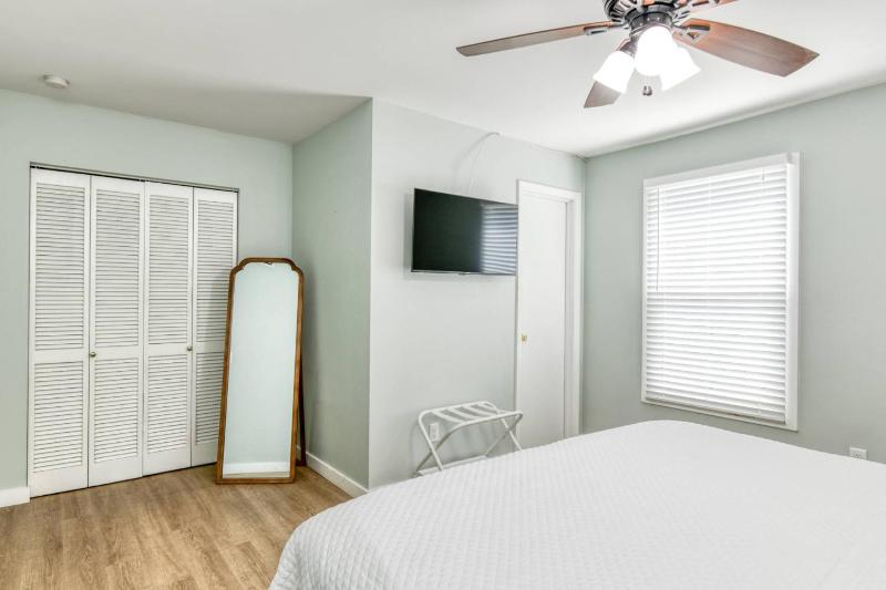 Seascape Family Beach Retreat - image 5