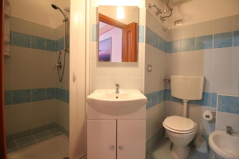 Nemi rooms - image 24