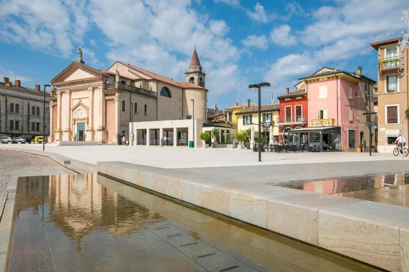 Missy Apartment Peschiera del Garda Studio w/ Parking - Happy Rentals - image 9