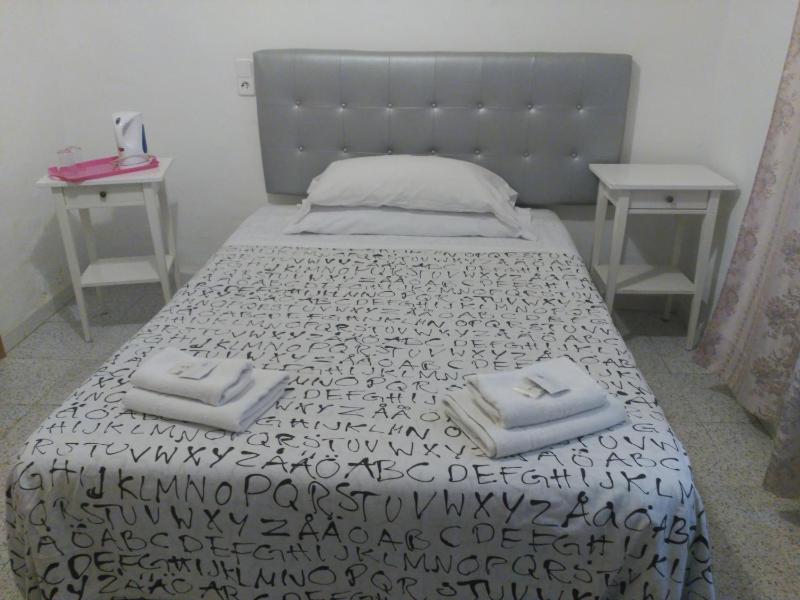 Double or Twin Room with Private Bathroom image 3