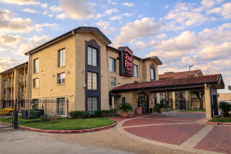 Red Roof Inn & Suites Houston - Hobby Airport - image 21