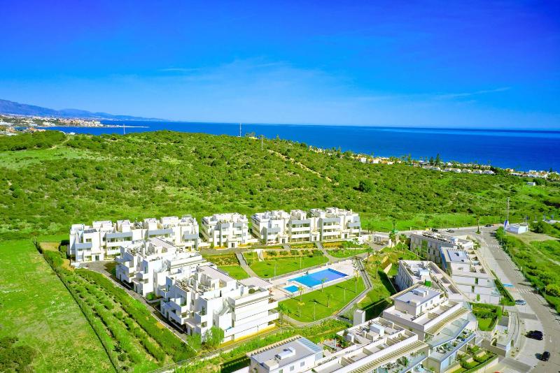 3015 Luxury Serenity Views - image 29