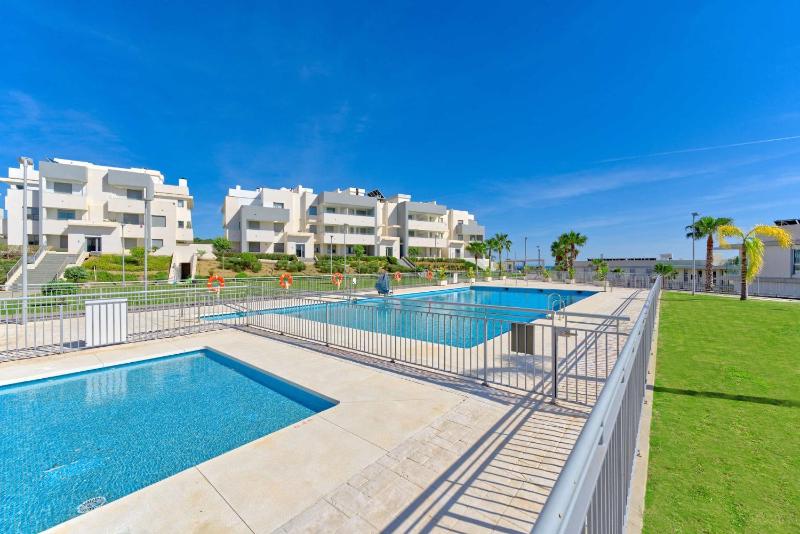 3015 Luxury Serenity Views - image 16