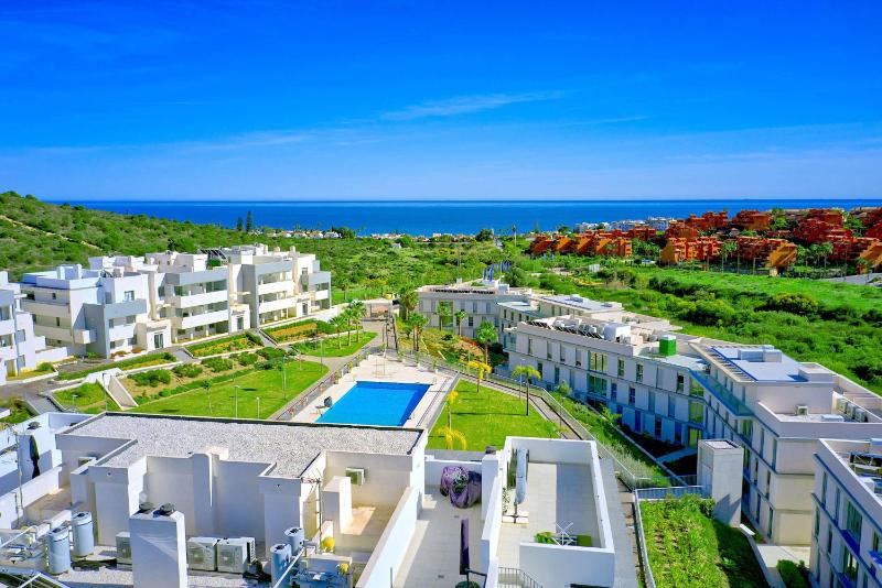3015 Luxury Serenity Views - image 17